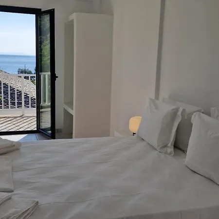 Lithanemon Aparthotel