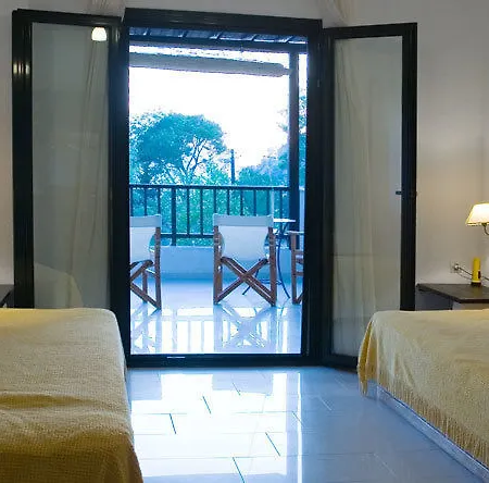 Lithanemon Aparthotel