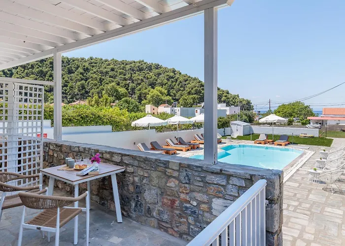 Aparthotel Lithanemon 4*